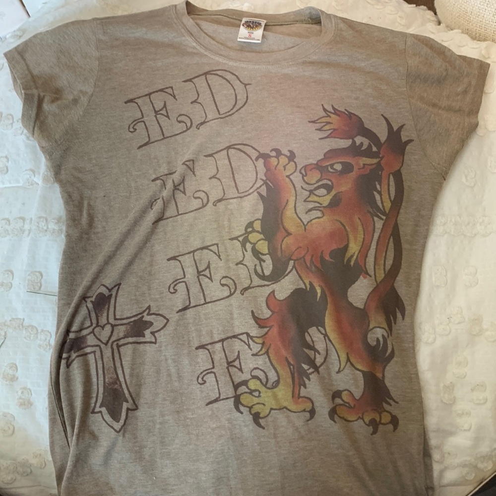 Ed hardy t-shirt